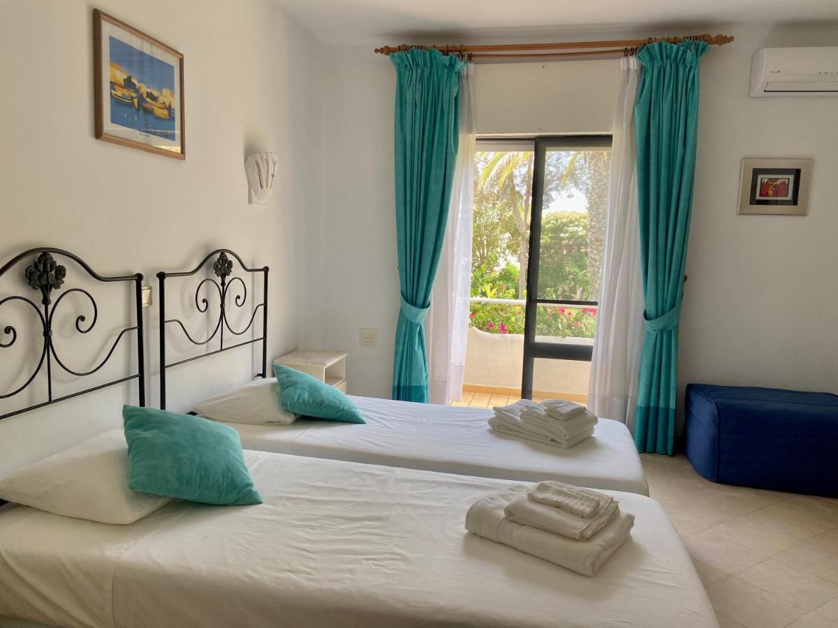 Beautiful Villa With Terrace & Garden Ferragudo  Eksteriør bilde