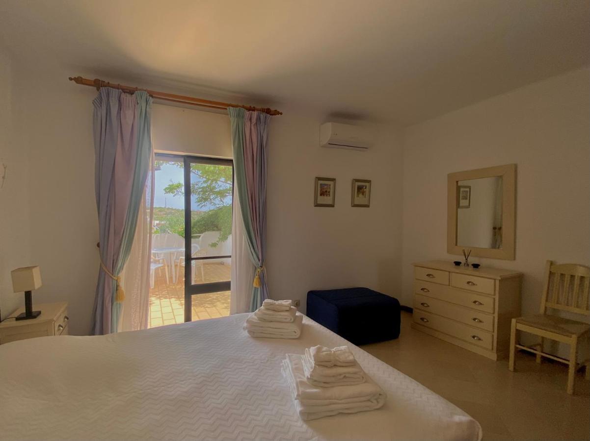 Beautiful Villa With Terrace & Garden Ferragudo  Eksteriør bilde