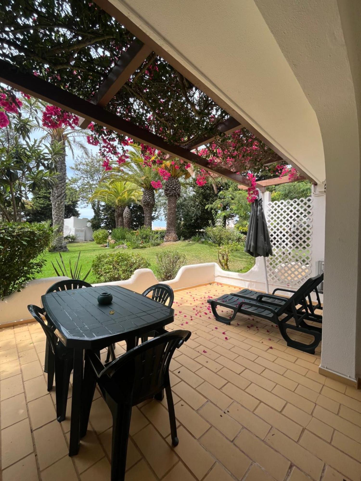 Beautiful Villa With Terrace & Garden Ferragudo  Eksteriør bilde